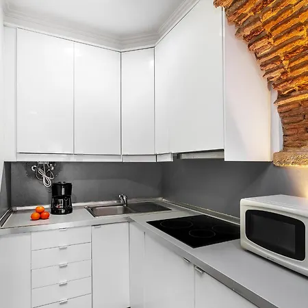 Whome Cozy Alfama Haven: Perfect For Exploring Apartment *